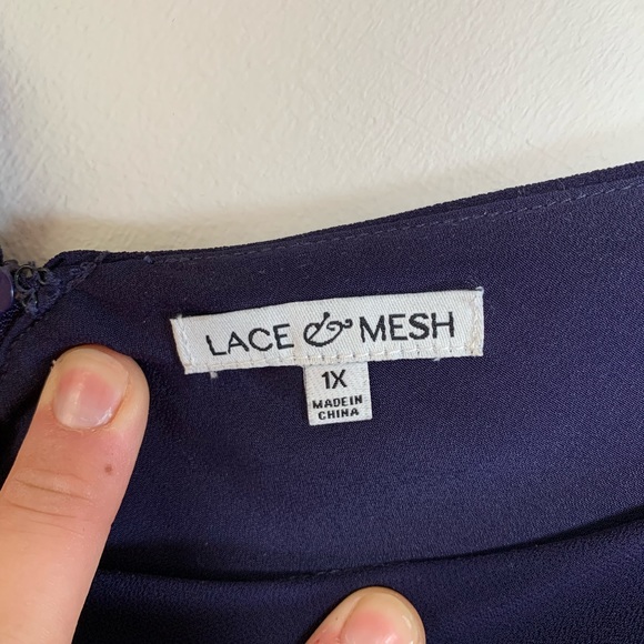 Lace & Mesh Formal Dress - Picture 3 of 3